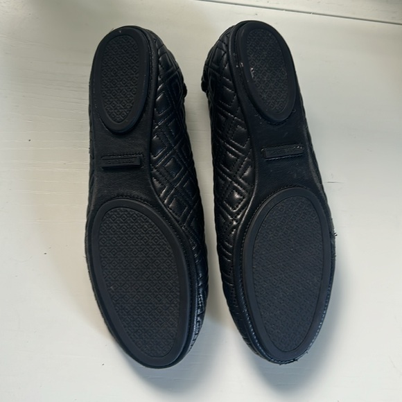 Tory Burch black leather flats - Picture 3 of 4